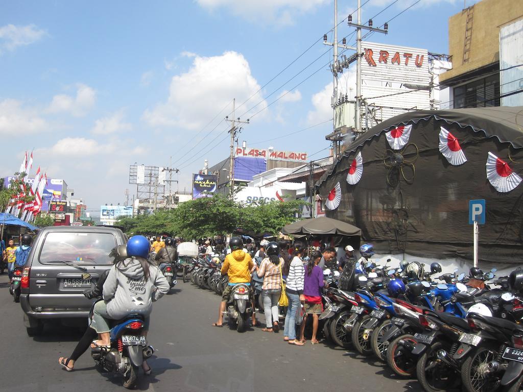 Hotel Tosari Malang Exterior foto